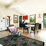 La 2 - Elegant And Cozy With Free Parking And A C Будинок відпочинку Рапалло
