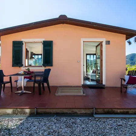 La 2 - Elegant And Cozy With Free Parking And A C Будинок відпочинку