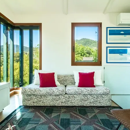 La 2 - Elegant And Cozy With Free Parking And A C Rapallo