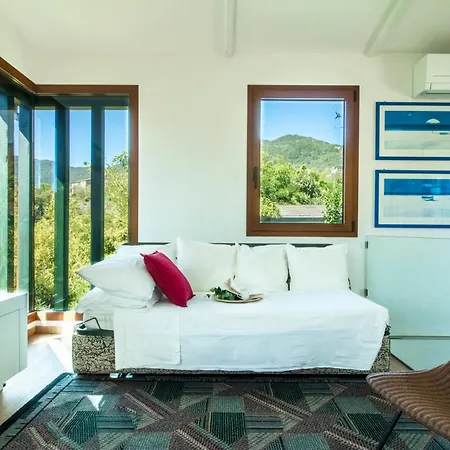 Сasa de vacaciones La 2 - Elegant And Cozy With Free Parking And A C