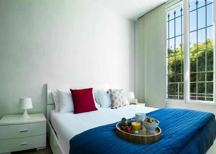 La 2 - Elegant And Cozy With Free Parking And A C