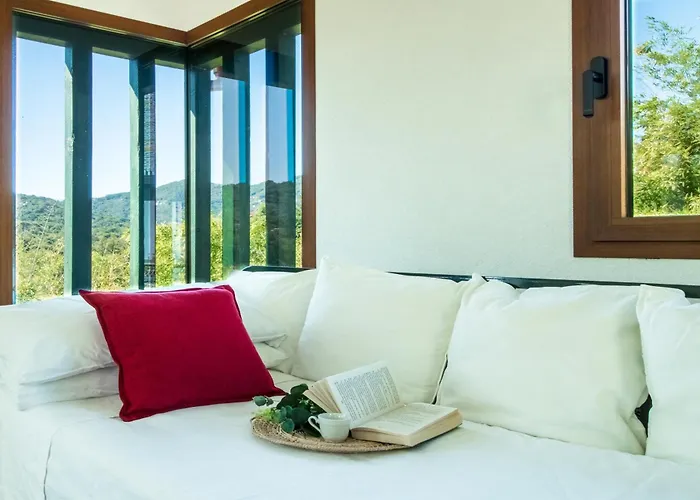 La 2 - Elegant And Cozy With Free Parking And A C Ferienhaus