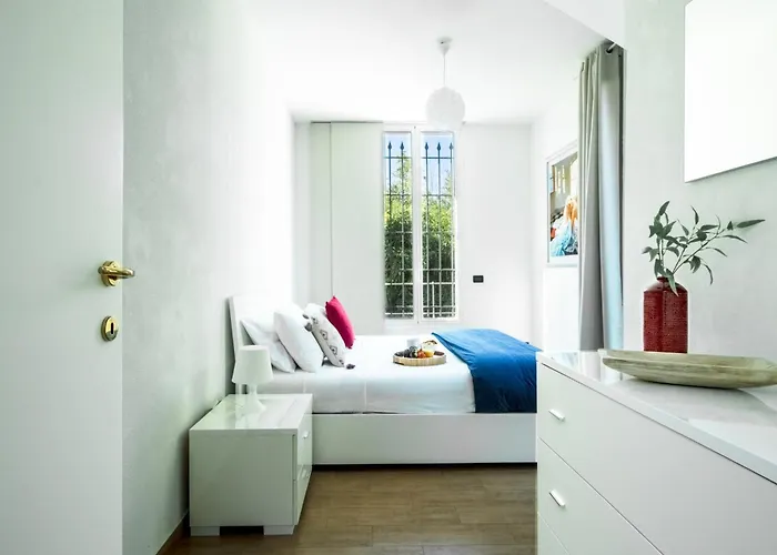 La 2 - Elegant And Cozy With Free Parking And A C Ferienhaus