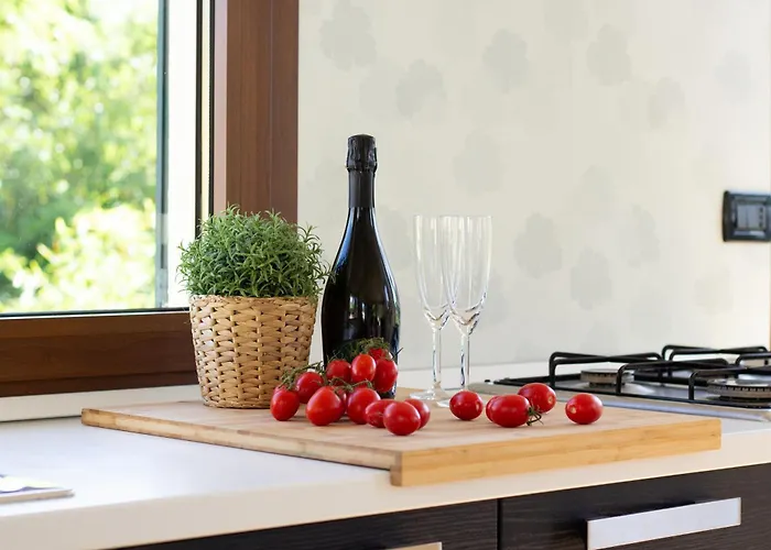 La 2 - Elegant And Cozy With Free Parking And A C Ferienhaus *