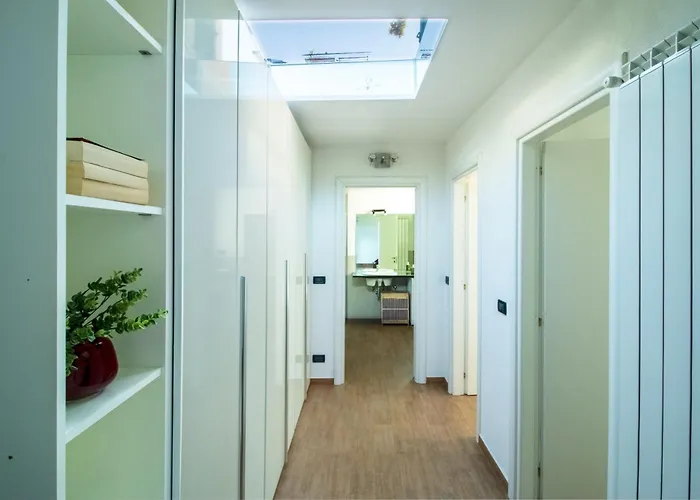 La 2 - Elegant And Cozy With Free Parking And A C Ferienhaus *