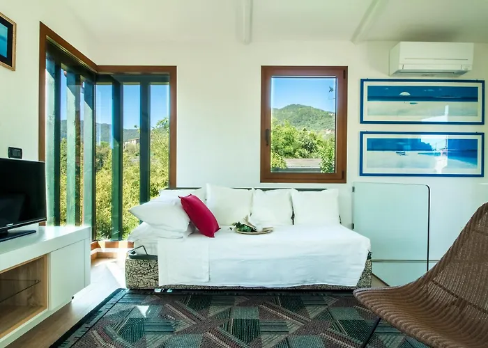 Holiday home La 2 - Elegant And Cozy With Free Parking And A C